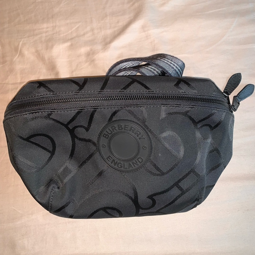 Burberry Mens Logo Belt Bag